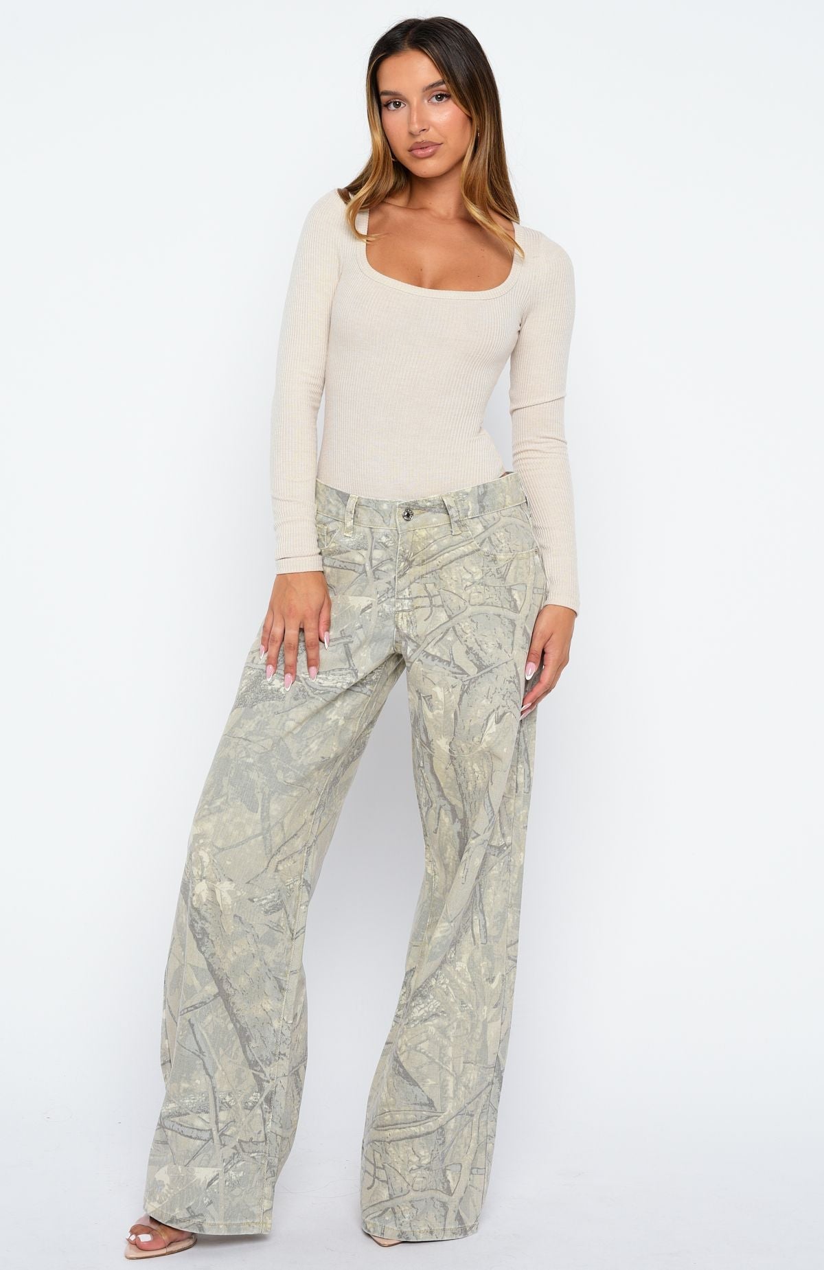 Easy Weekend Ribbed Long Sleeve Bodysuit Oat