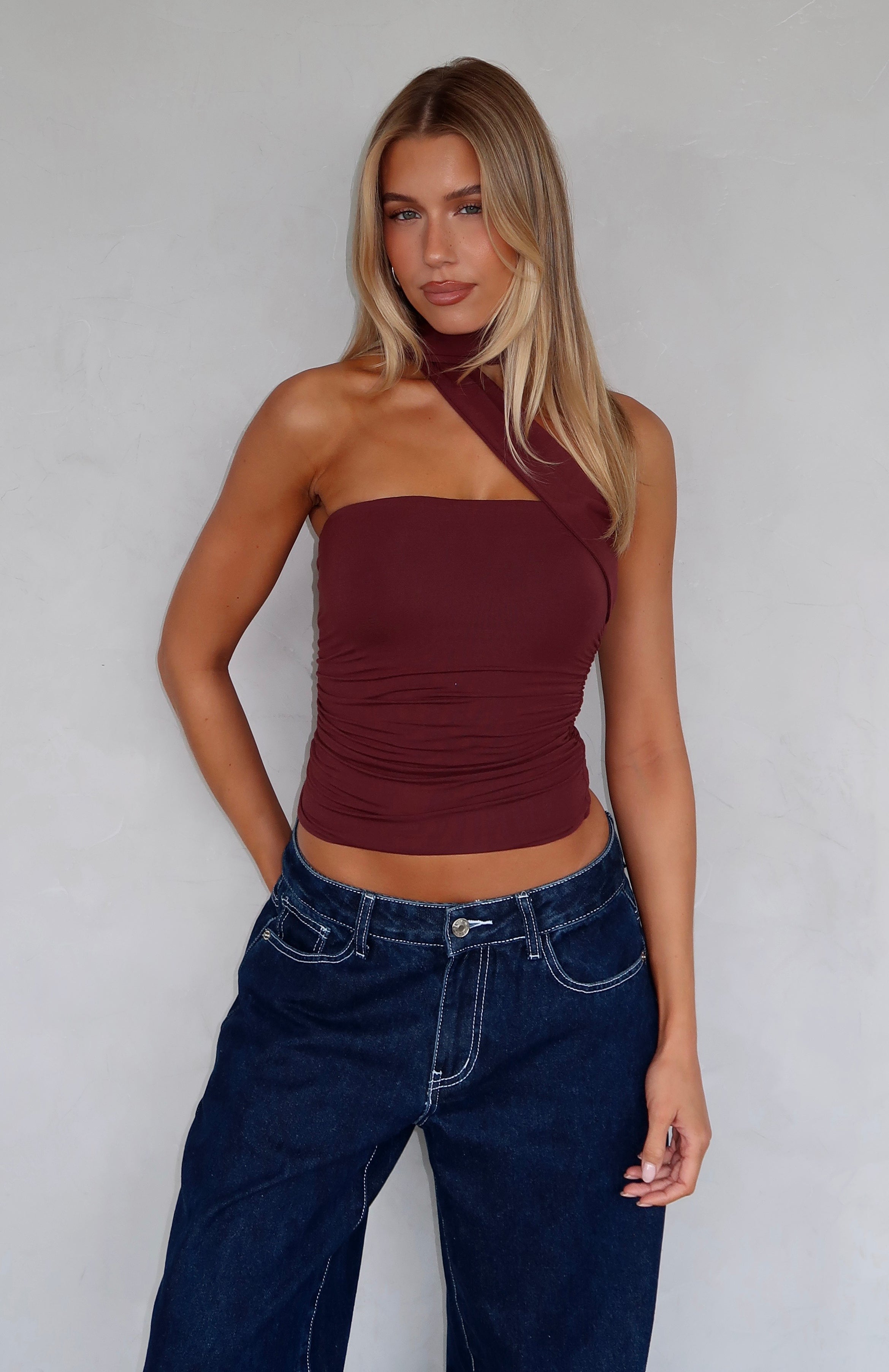 Status Updated Top Burgundy